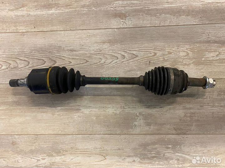 Привод левый передний Mitsubishi Outlander