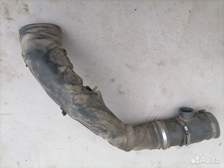 Патрубок воздушного фильтра Peugeot 406 1995-1999