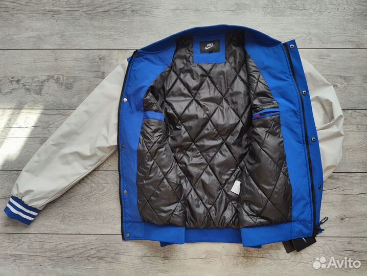 Ветровка бомбер Nike