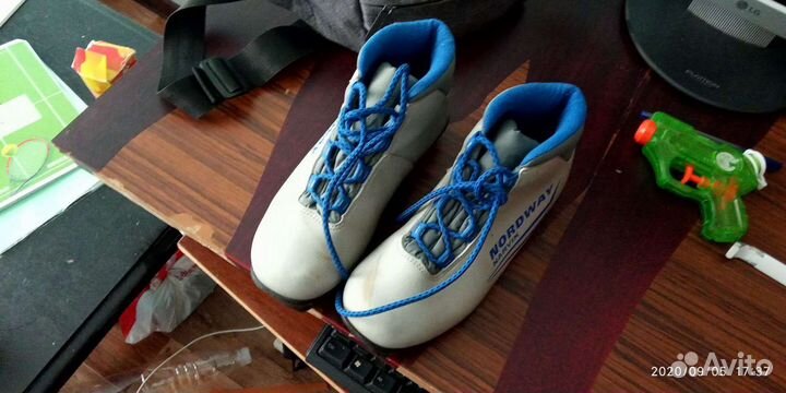 Лыжные ботинки 36 размер