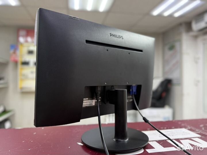 Монитор Philips 220V8