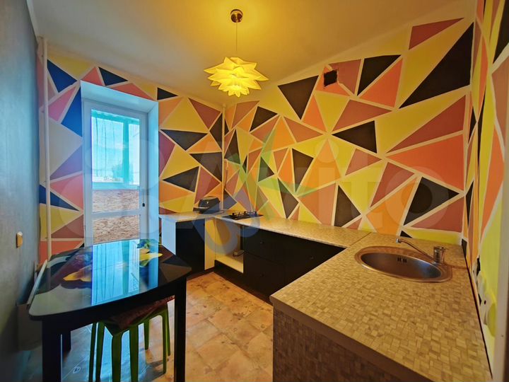 2-к. квартира, 50 м², 4/5 эт.