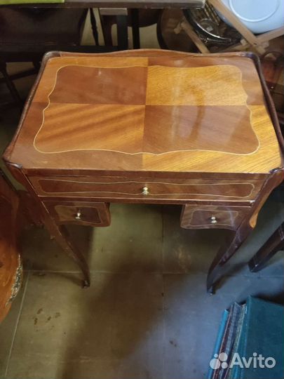 Консольный столик