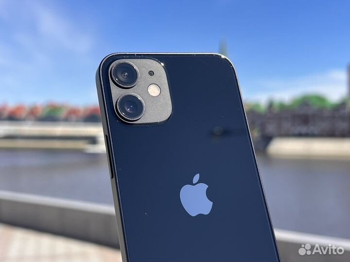 iPhone 12 mini, 64 ГБ