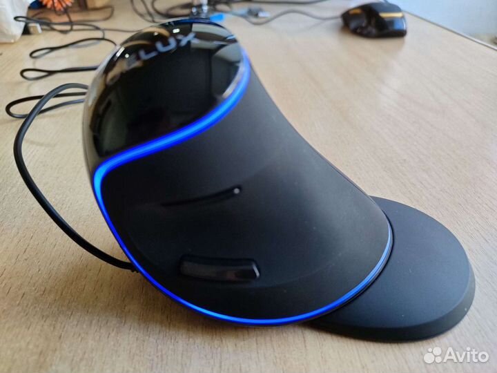 Вертикальная мышь,новая Delux M816