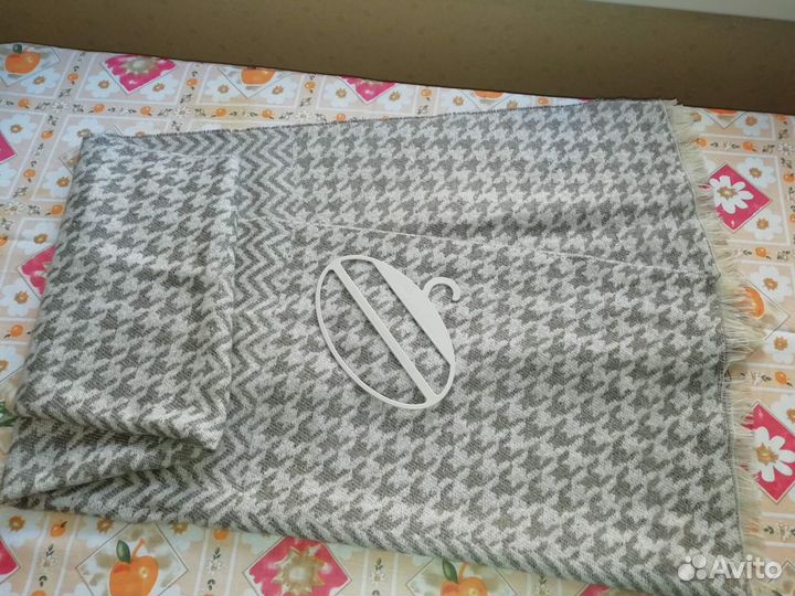 Шарфы и палантины