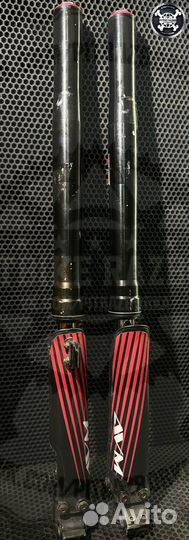 Передняя подвеска с регулировками на питбайк