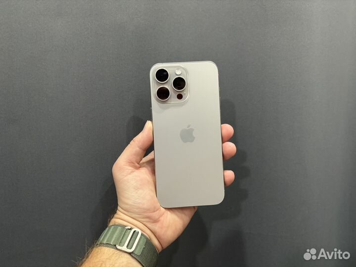 iPhone 15 Pro Max, 256 ГБ