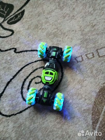 Машинка перевертыш на радиоуправлении