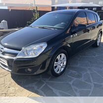 Opel Astra 1.6 MT, 2012, 170 579 км, с пробегом, цена 850 000 руб.