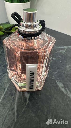 Gucci Flora Gorgeous Gardenia 48мл витринные