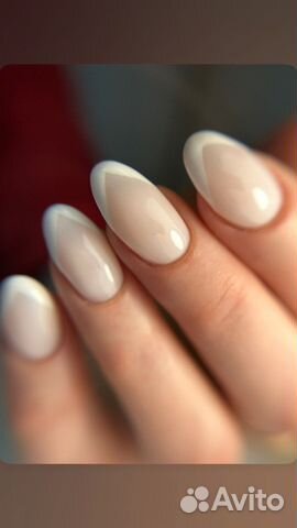 Маникюр, педикюр, наращивание ногтей