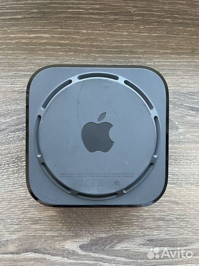 Apple TV 4K 32Gb (1 gen)