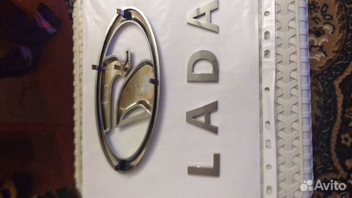 Эмблема Лада LADA буквы Веста Vesta