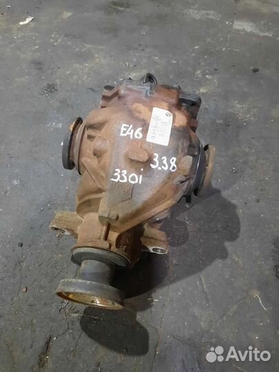 Редуктор задний с бмв е46 330i (3.38)