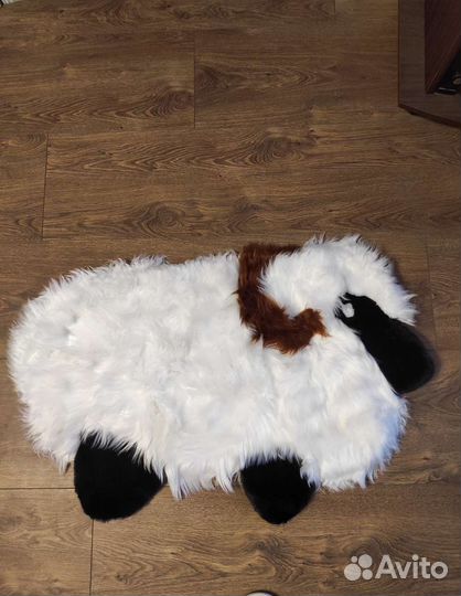 Новый меховой коврик 