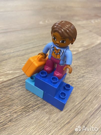 Lego duplo Аэропорт 10590