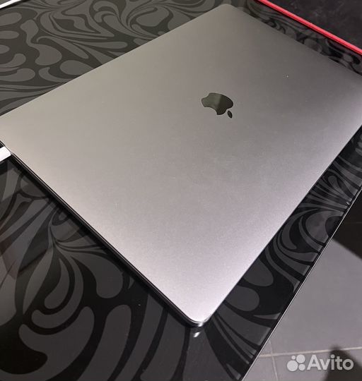 Apple MacBook Pro 16 2019