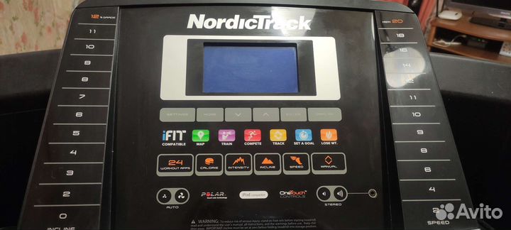 Беговая дорожка профессионал. nordick track C300