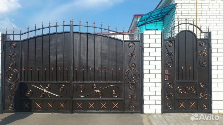 Кованые ворота и калитка