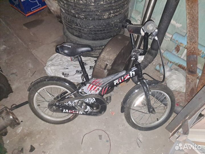 Детский велосипед 16