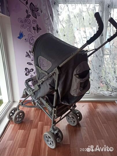 Прогулочная коляска