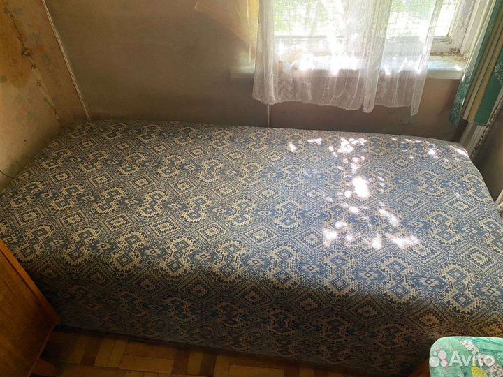 Диван времен СССР