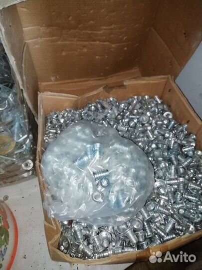 Втулка мебильная 8мм