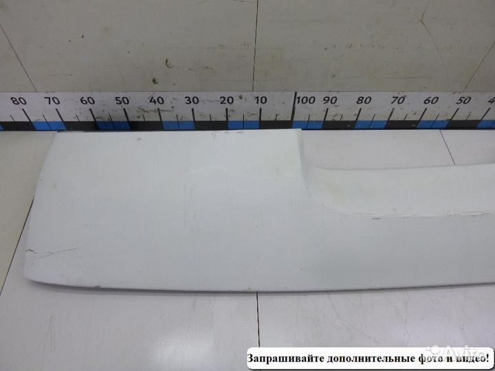 Спойлер кабины правый Renault