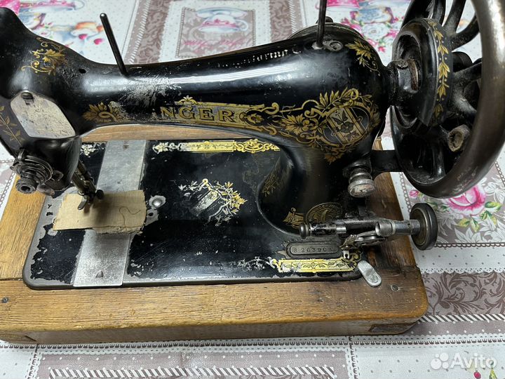 Швейная машинка зингер ручная