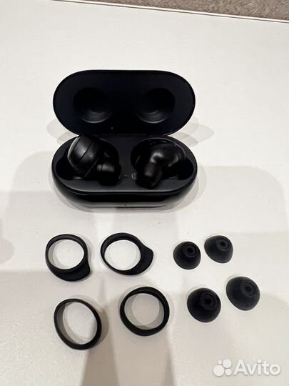 Беспроводные наушники samsung