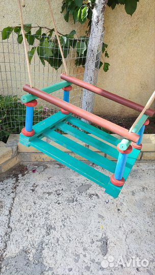 Детские садовые качели