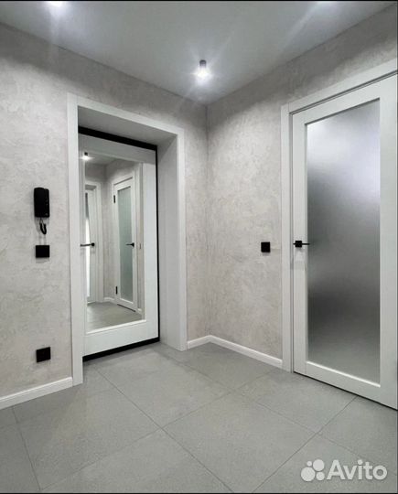 Поклейка обоев