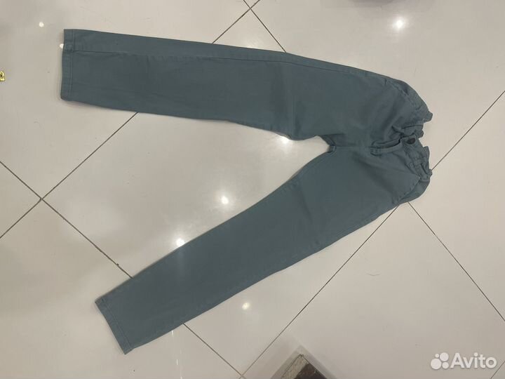 Джинсы доя мальчика 146, 152