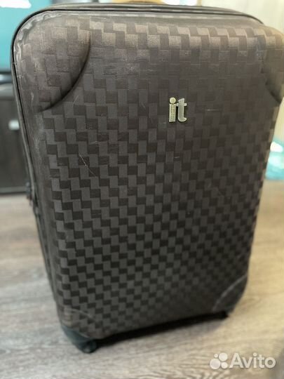 Продам чемодан