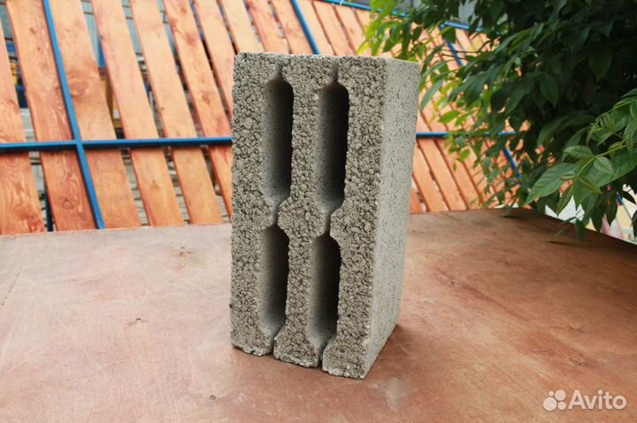 Керамзитобетонные блоки 4-х щелевые