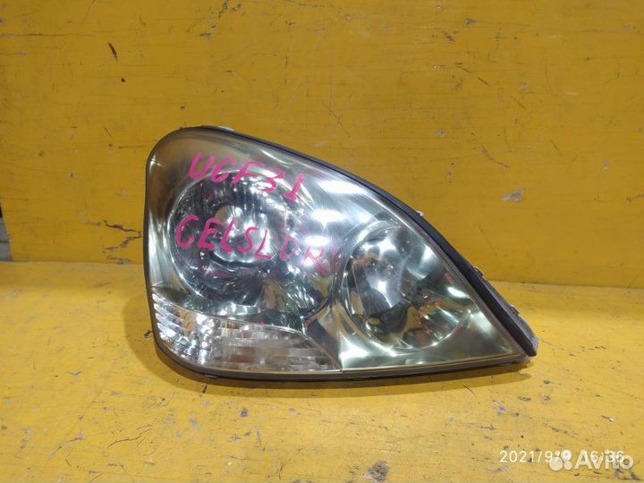 Фара передняя правая передняя правая Toyota