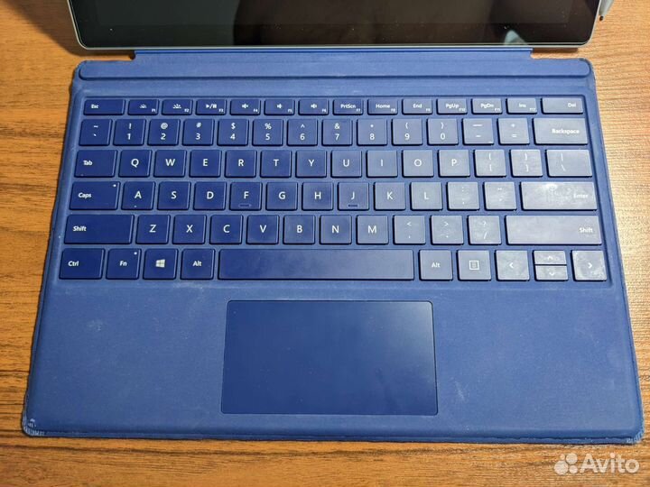 Microsoft Surface Pro 4 (i7-6650U/16/512)