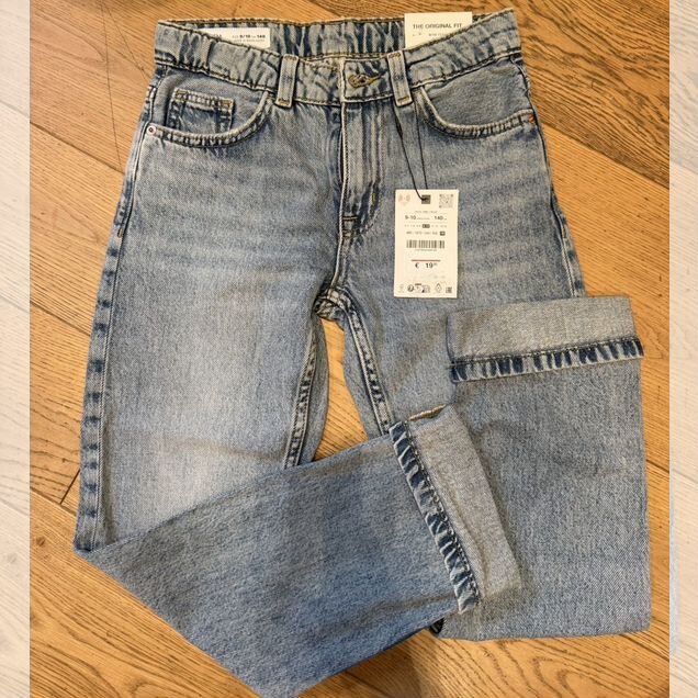 Джинсы zara прямые