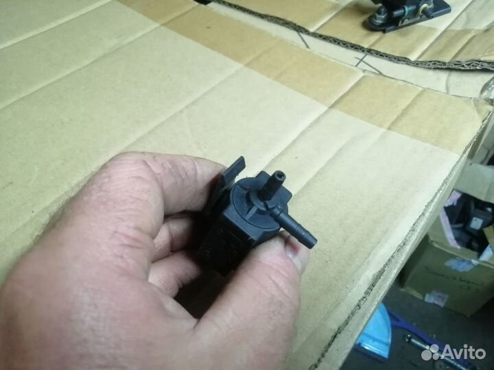 Клапан электромагнитный 11741742712 BMW