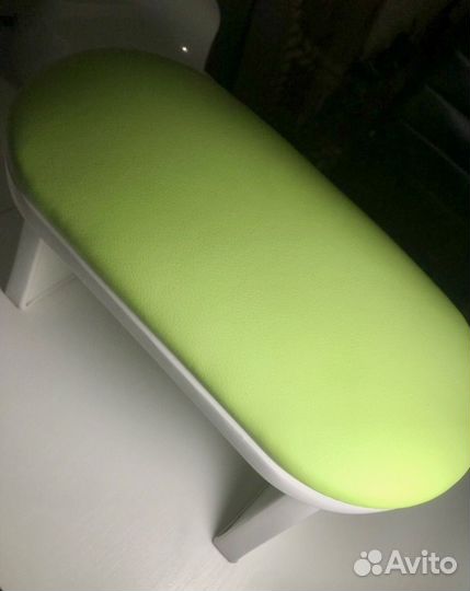 Подставка для рук маникюрная