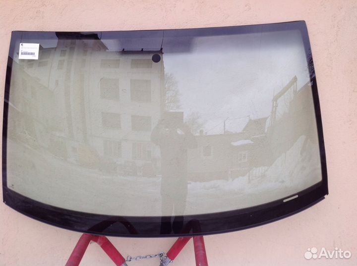 Volkswagen transporter(T5) 2003 - лобовое стекло