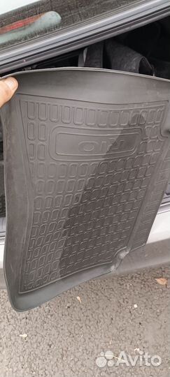 Резиновые коврики на Киа Рио 3