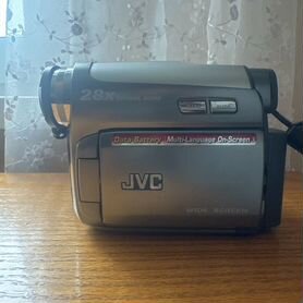 Видеокамера кассетная JVC GR-D720