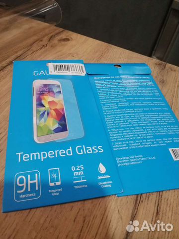 Защитное стекло новое на Samsung Galaxy J2