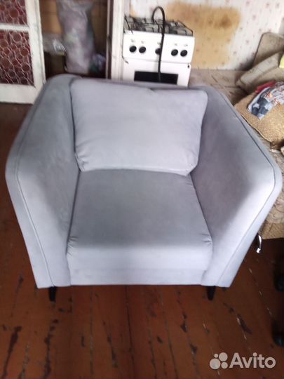 Кресло новое