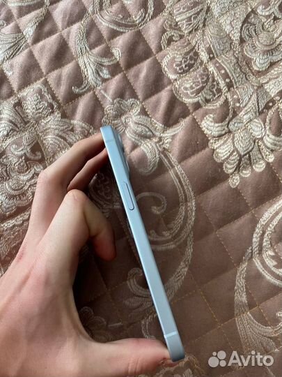 iPhone 15, 128 ГБ