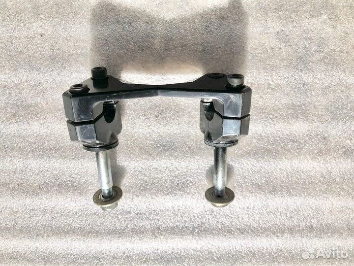 Kawasaki Z750 2010 стойки руля