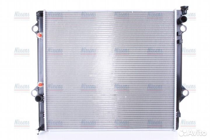 Радиатор охлаждения двс toyota FJ cruiser (2005) F