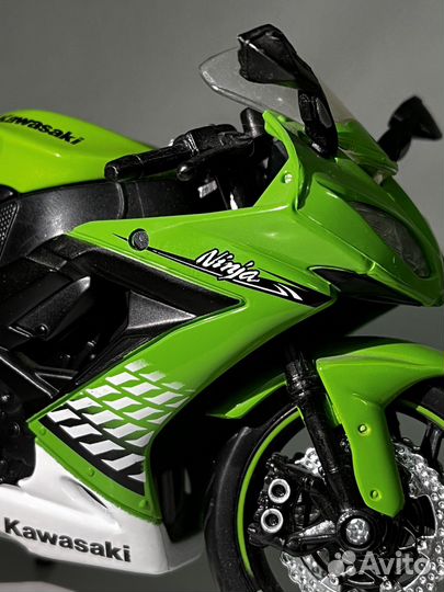 Коллекционная модель мотоцикла Kawasaki Ninja